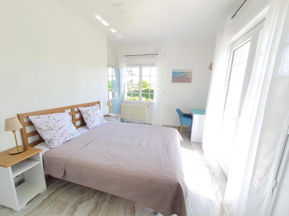Entier Avec Grand Jardin Et Parking Wifi 6 Et Fibre Apartamento