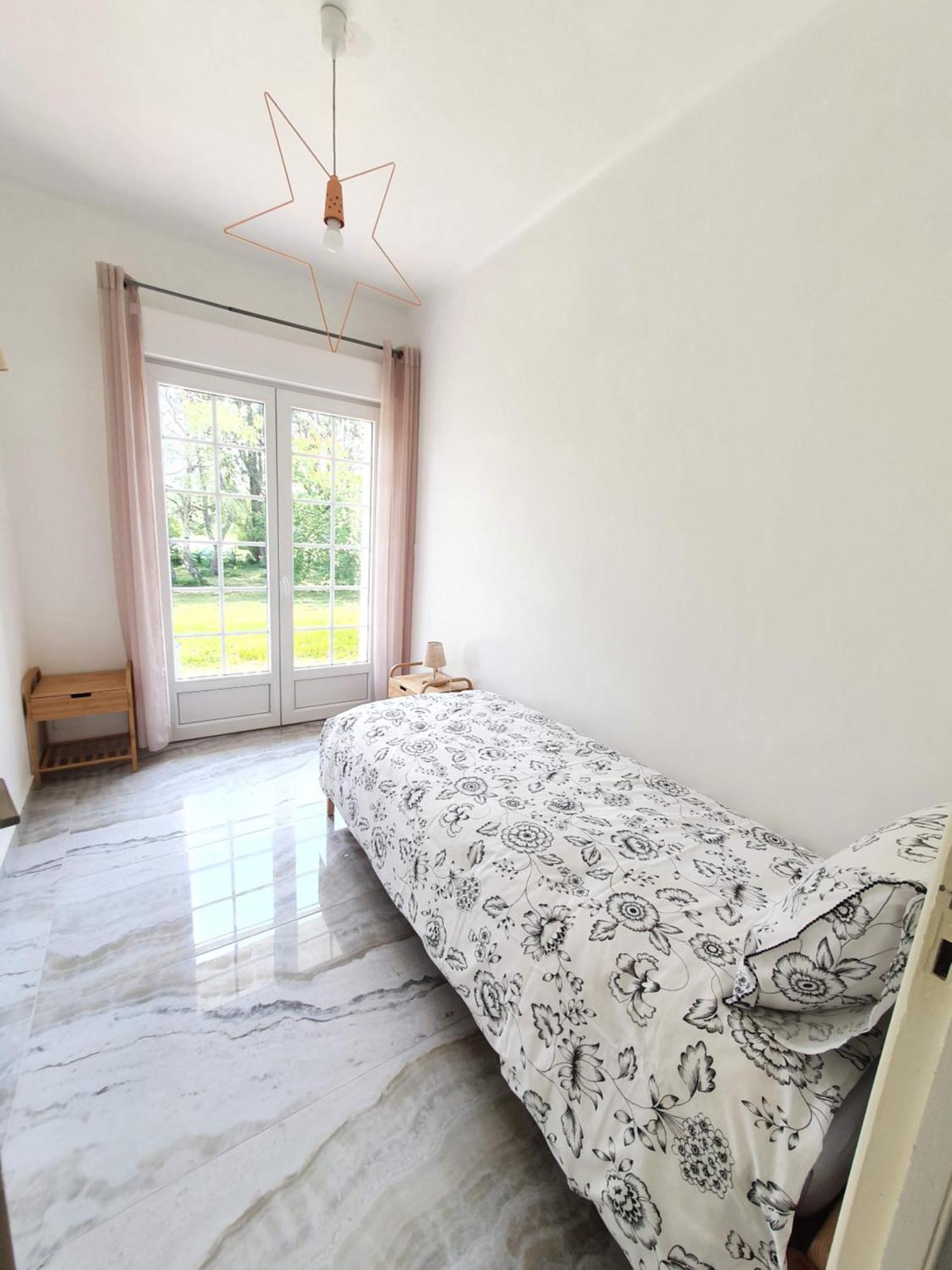 Entier Avec Grand Jardin Et Parking Wifi 6 Et Fibre Apartment